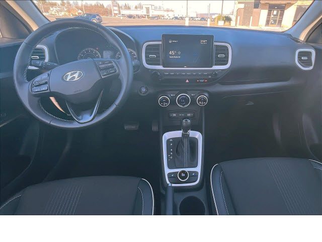2022 Hyundai VENUE Limited - Photo 7