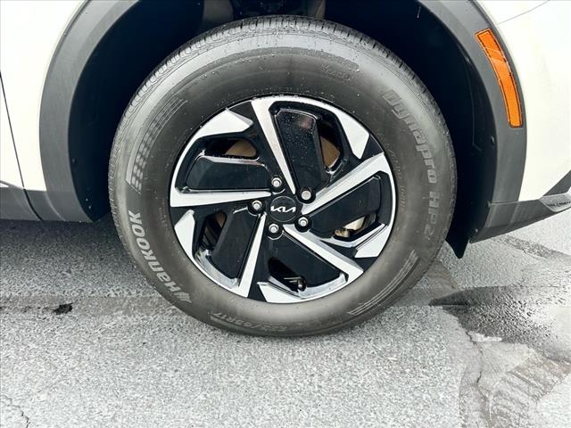 2023 Kia Sportage Hybrid LX - Photo 7