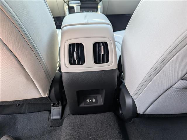 2025 Hyundai TUCSON SEL - Photo 8
