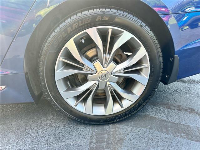 2017 Hyundai SONATA Limited 2.0T - Photo 8