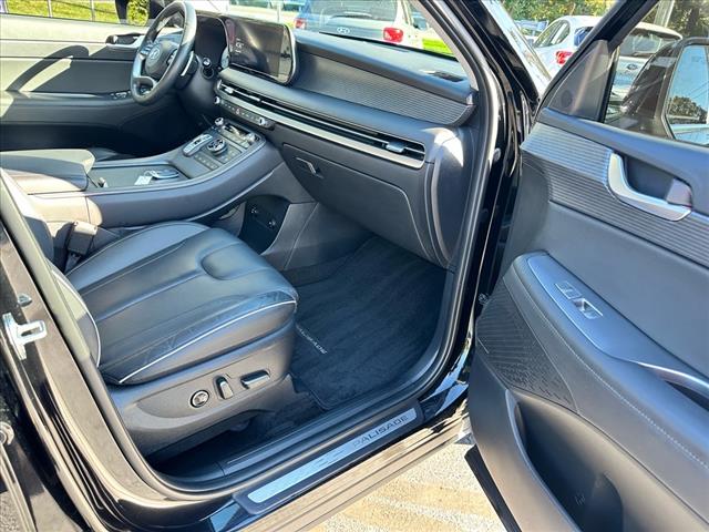 2023 Hyundai PALISADE Limited - Photo 8