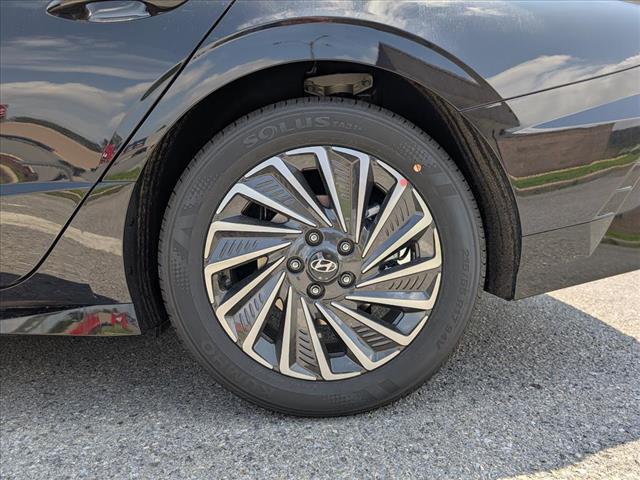 2025 Hyundai SONATA Hybrid Limited - Photo 8