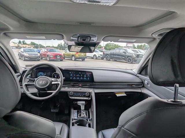 2025 Hyundai ELANTRA Hybrid Limited - Photo 8