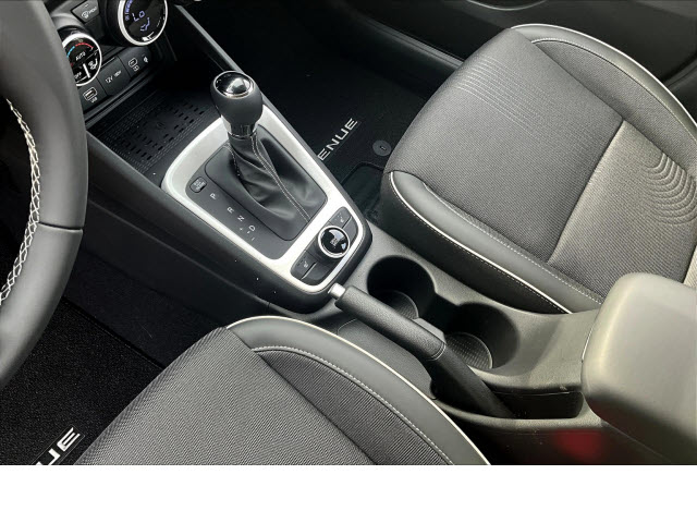 2024 Hyundai VENUE Limited - Photo 8