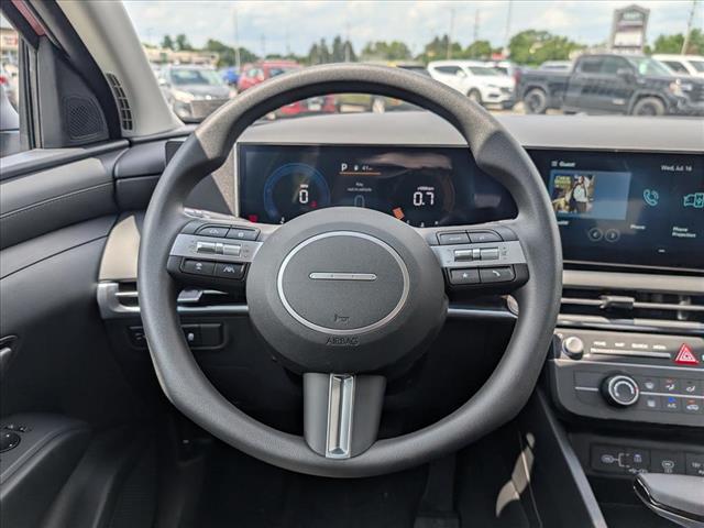 2025 Hyundai TUCSON SE - Photo 9