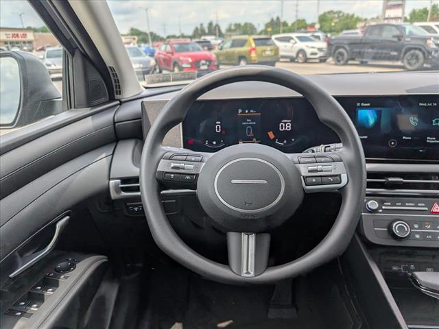2025 Hyundai TUCSON SE - Photo 9