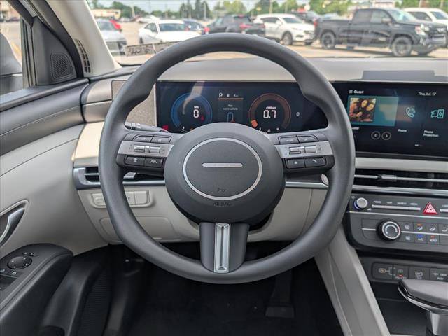 2025 Hyundai TUCSON SE - Photo 9