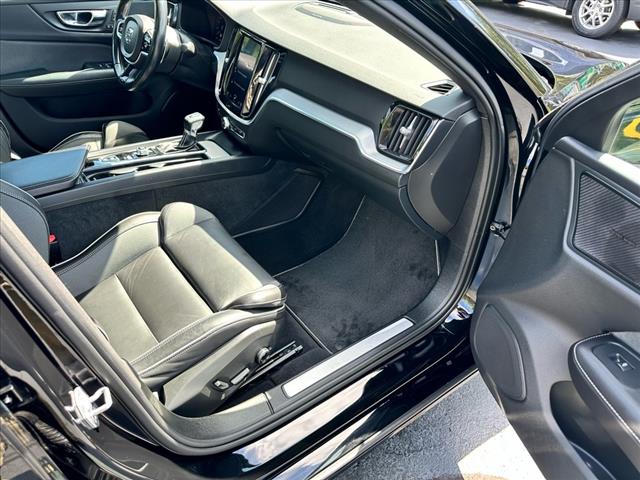 2019 Volvo S60 T6 R-Design - Photo 9