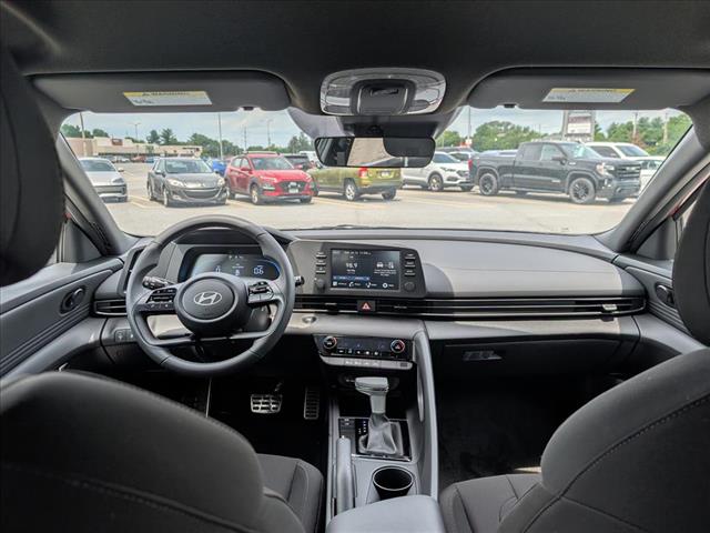 2025 Hyundai ELANTRA SEL Sport - Photo 9