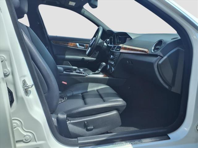 2013 Mercedes-Benz C-Class C 300 Luxury 4MATIC