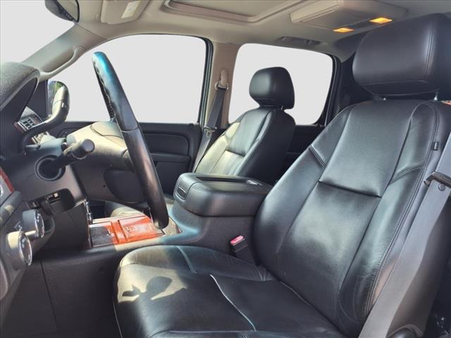2011 Chevrolet Avalanche LTZ