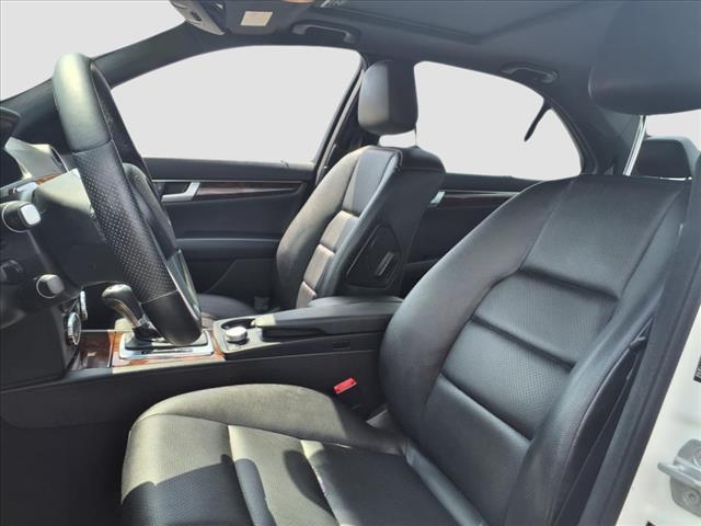 2013 Mercedes-Benz C-Class C 300 Luxury 4MATIC