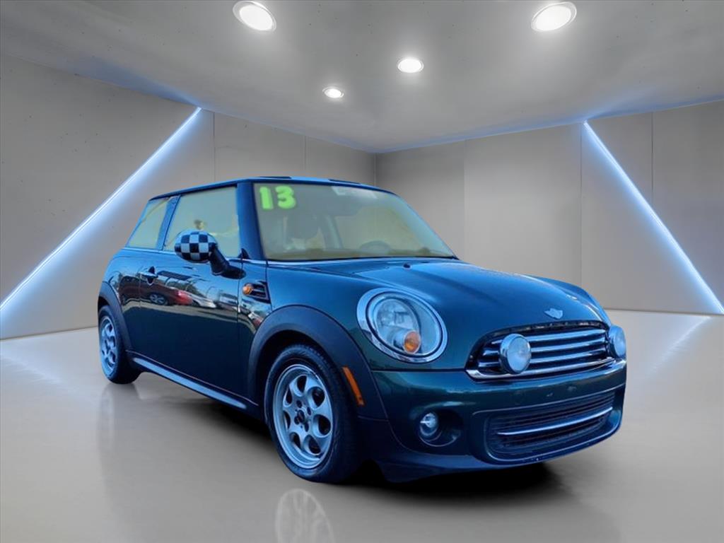 2013 MINI Hardtop Cooper - main photo