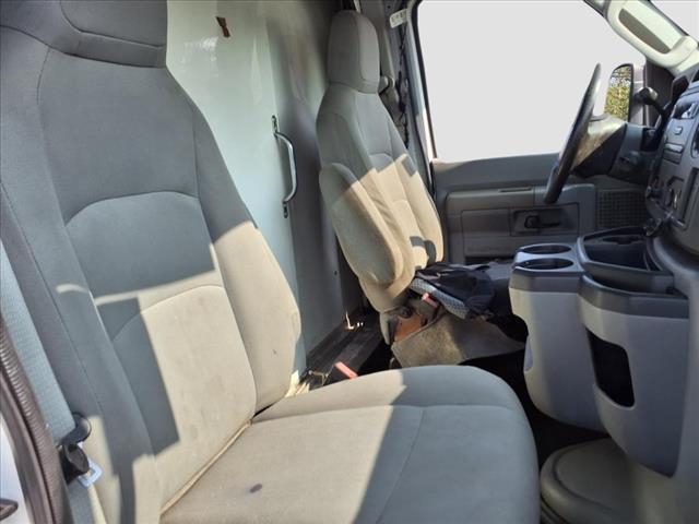 2010 Ford E-Series E-350 SD