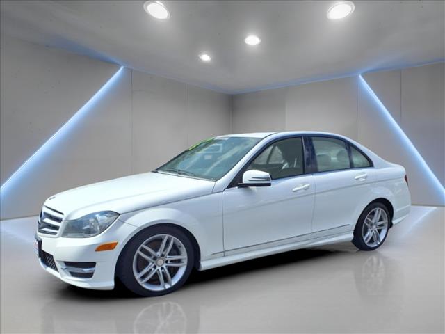 2013 Mercedes-Benz C-Class C 300 Luxury 4MATIC