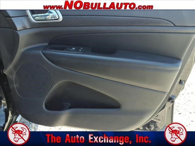 2017 Jeep Grand Cherokee Altitude:RS25136