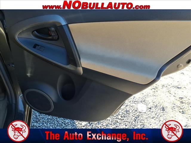 2012 Toyota RAV4 Base:RS25212