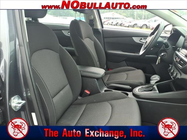 2023 Kia Forte LX:RS25183
