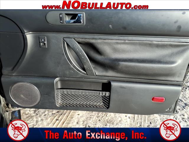 2008 Volkswagen New Beetle Triple White PZEV:RS25106