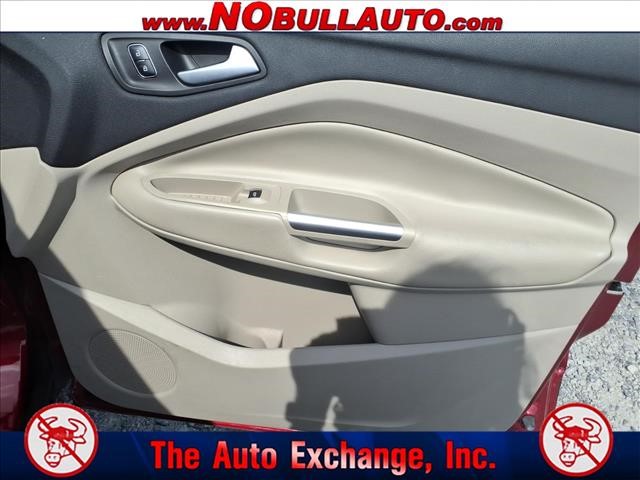2017 Ford Escape SE:RS25172