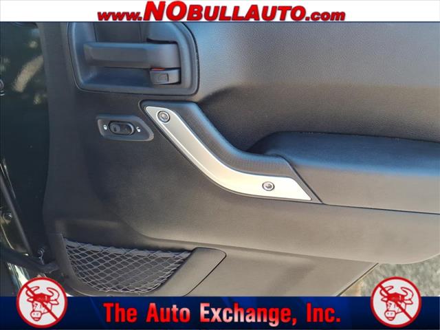 2011 Jeep Wrangler Unlimited Rubicon:RS25087