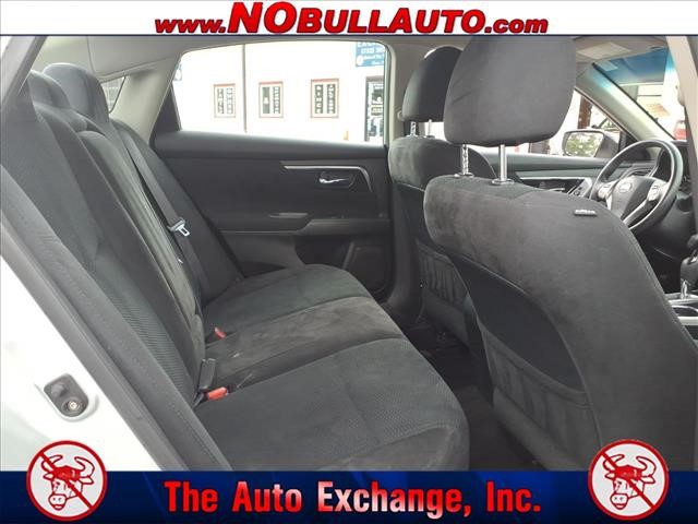2014 Nissan Altima 2.5 S:RS25216