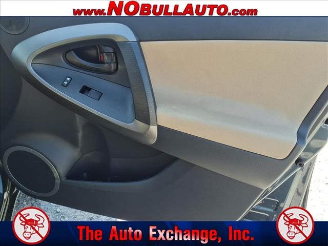 2011 Toyota RAV4 Base:RS25144