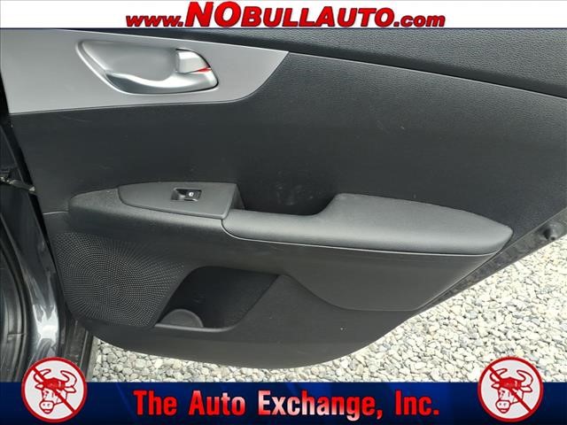 2023 Kia Forte LX:RS25183