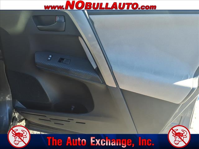 2015 Toyota RAV4 LE:RS25107