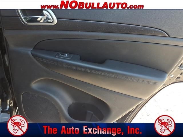 2017 Jeep Grand Cherokee Altitude:RS25136