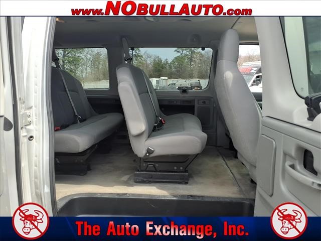 2011 Ford E-Series E-350 SD XLT:RS25140