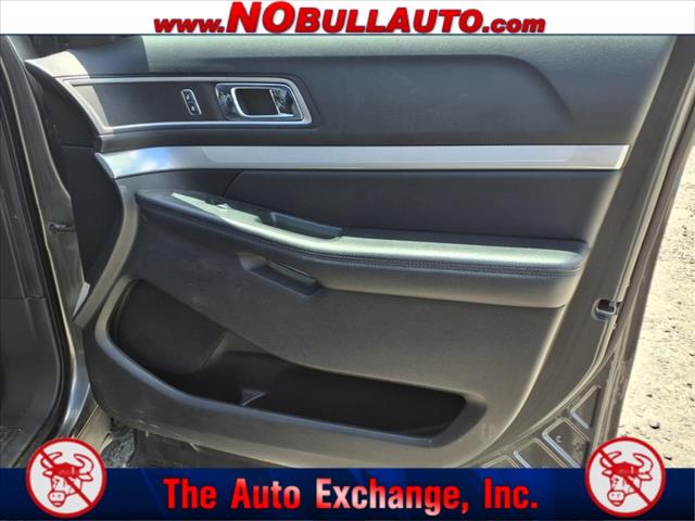 2016 Ford Explorer XLT:RS25014