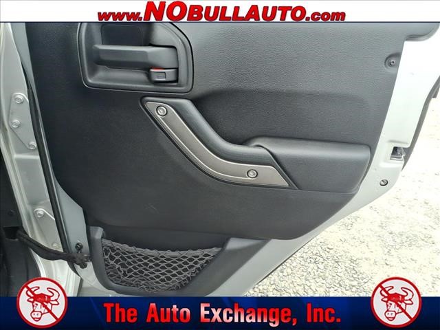 2011 Jeep Wrangler Unlimited Sport:RS25143