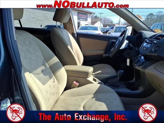 2011 Toyota RAV4 Base:RS25144