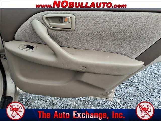 2001 Toyota Camry LE:RS25164