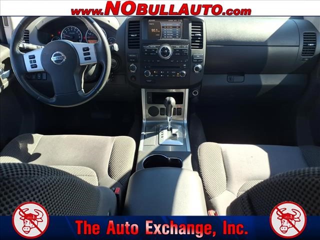 2012 Nissan Pathfinder LE:RS25195