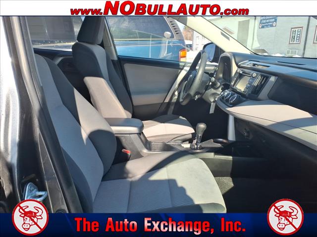 2015 Toyota RAV4 LE:RS25107