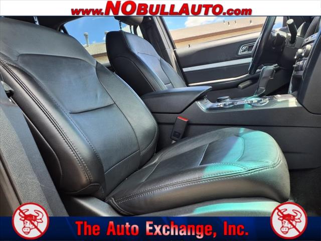 2016 Ford Explorer XLT:RS25014