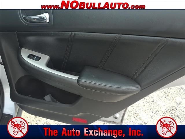 2005 Honda Accord EX w/Leather:RS25188