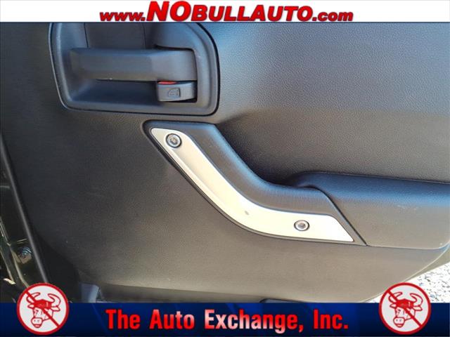 2011 Jeep Wrangler Unlimited Rubicon:RS25087