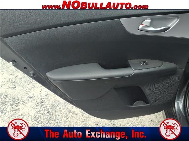 2023 Kia Forte LX:RS25183