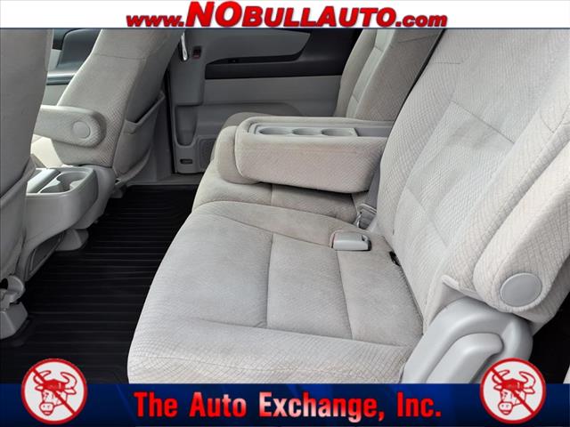 2016 Honda Odyssey SE:RS25057