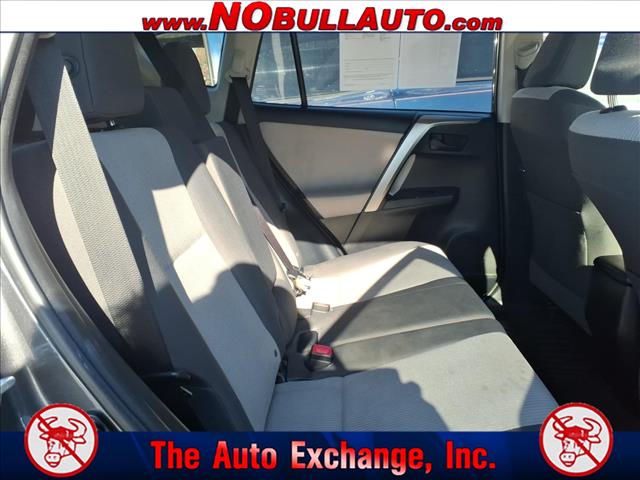 2015 Toyota RAV4 LE:RS25107