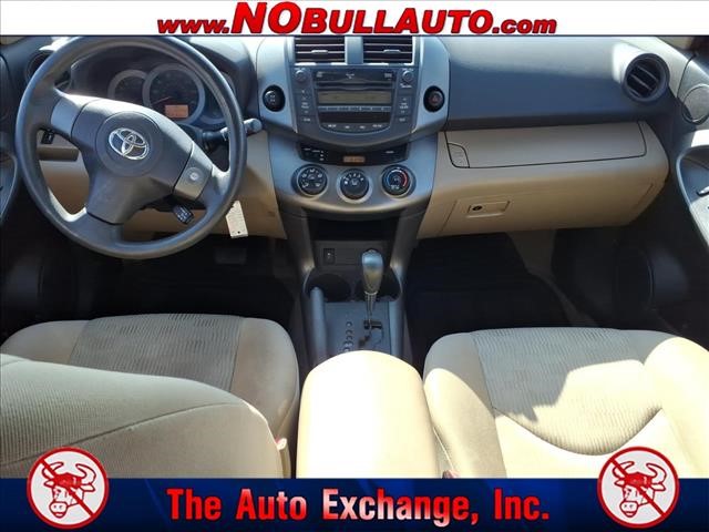 2011 Toyota RAV4 Base:RS25144