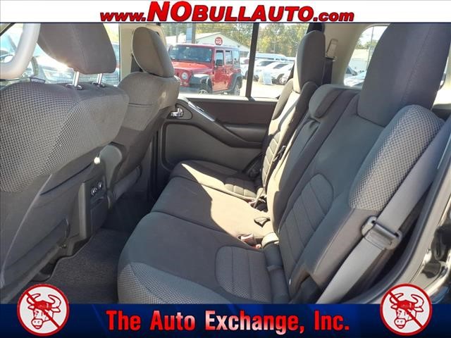 2012 Nissan Pathfinder LE:RS25195