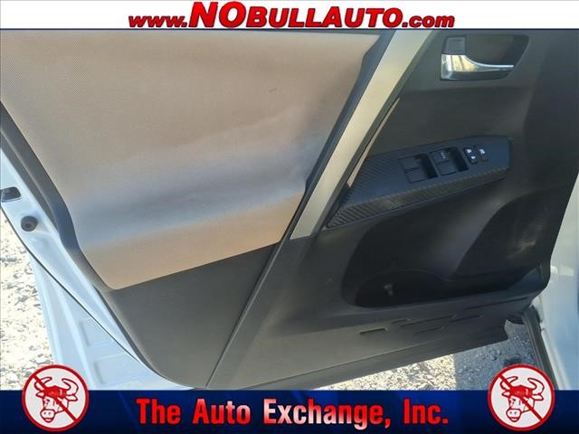 2014 Toyota RAV4 XLE:RS25220