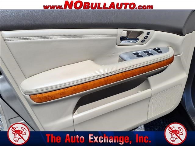2004 Lexus RX 330 Base:RS25186
