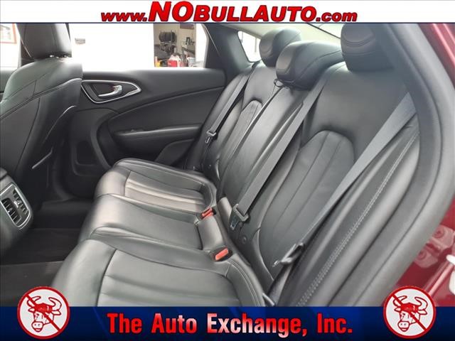 2015 Chrysler 200 C:RS25138