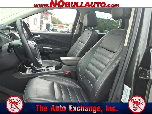 2017 Ford Escape Titanium:RS25208