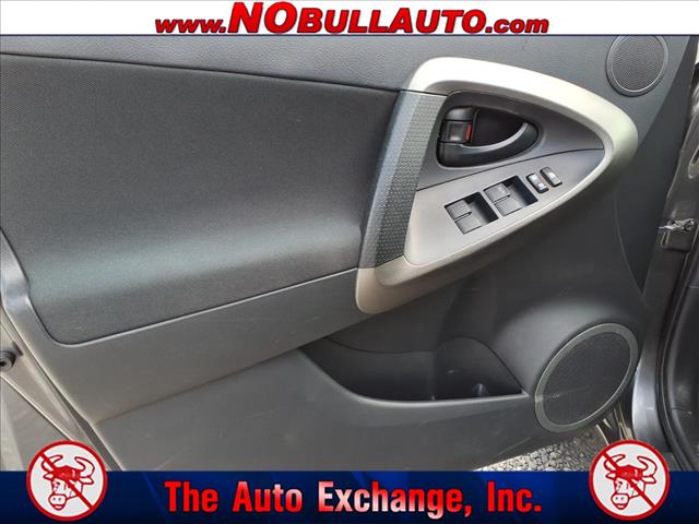 2011 Toyota RAV4 Sport:RS25133